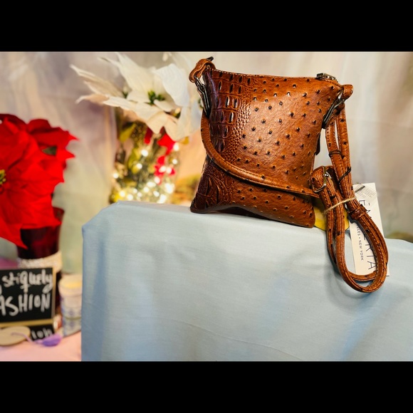 Rich Brown Shoulder Bag - Picture 3 of 4